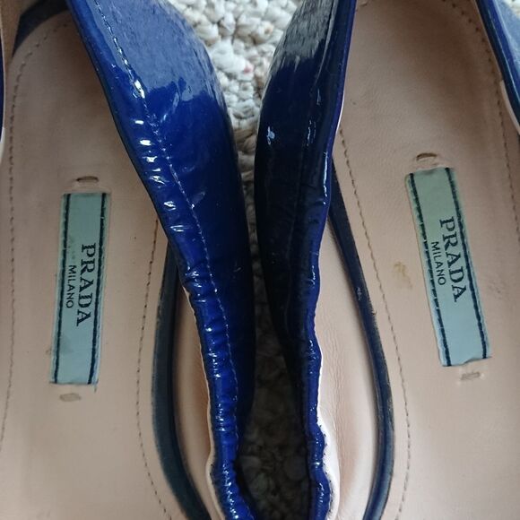 PRADA Patent Leather Flats & Oxfords flats size 37 - Picture 4 of 9